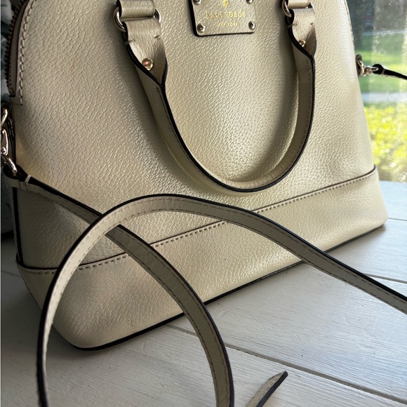 Kate Spade Crossbody purse - Picture 5 of 13